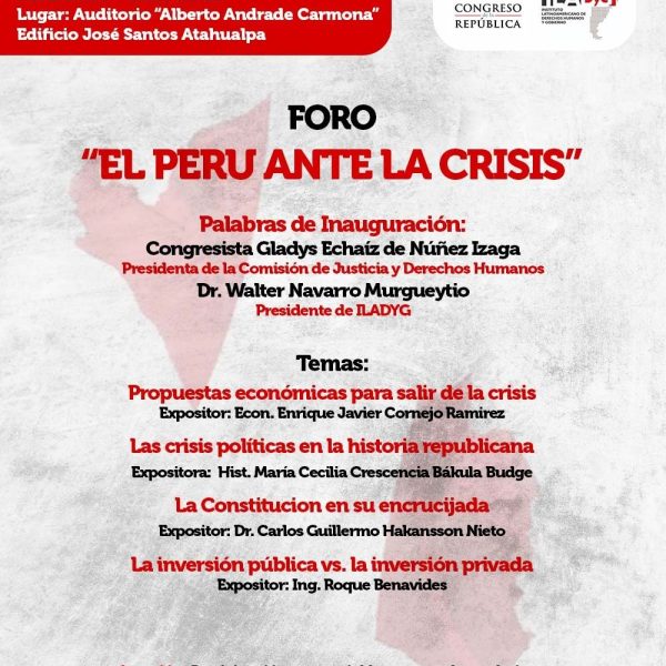 Docente de la FCA participa en el foro: El Perú ante la crisis