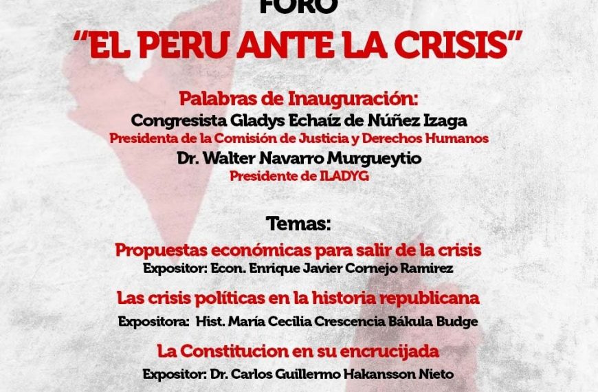 Docente de la FCA participa en el foro: El Perú ante la crisis