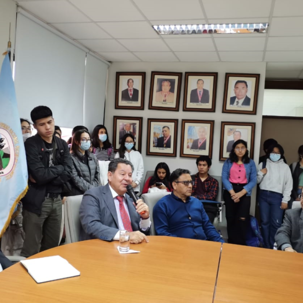 Exitoso empresario Carlos Añaños expuso en Ciencias Administrativas