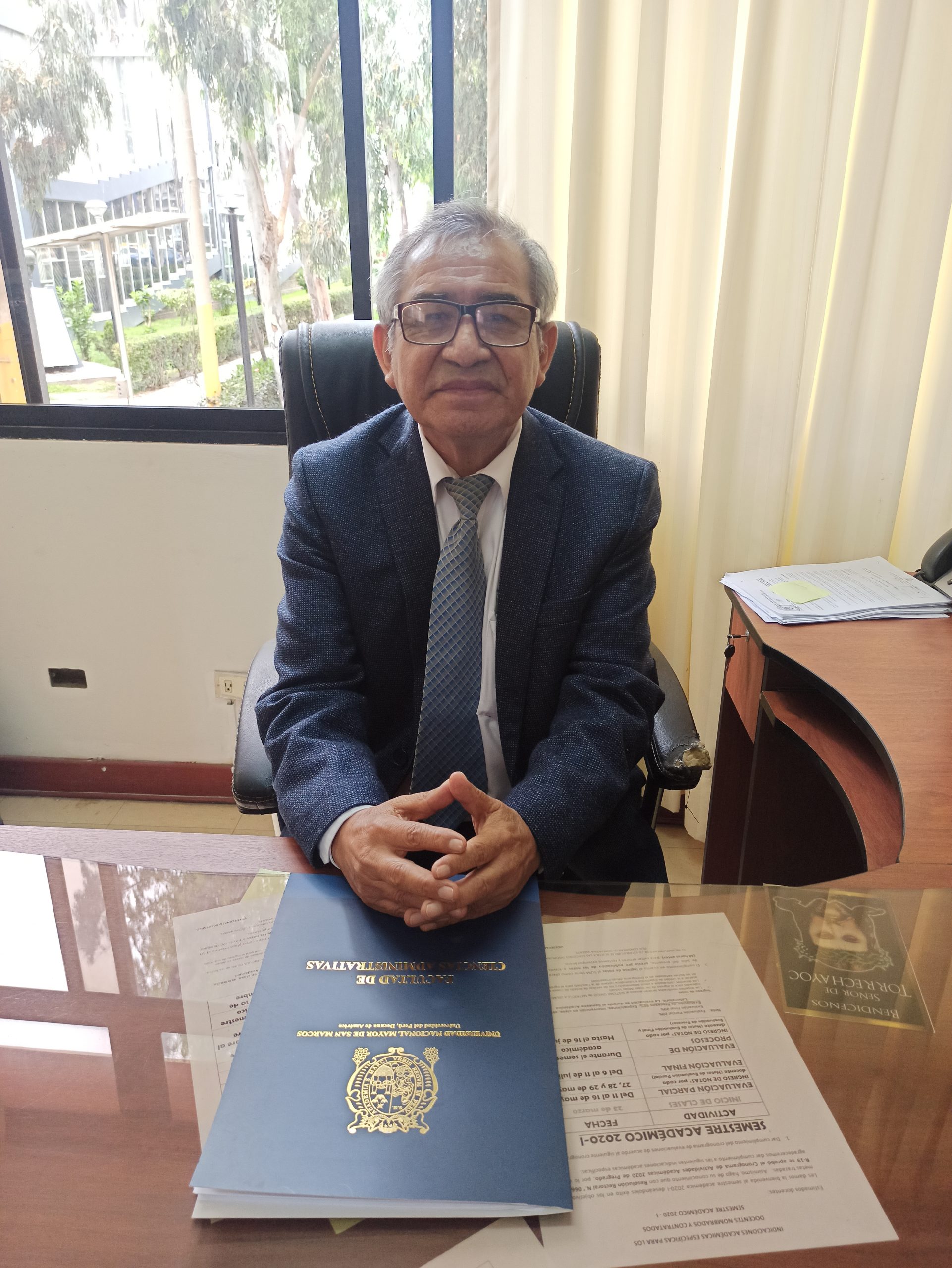 Felicitamos al Dr. Edgar Vicente Armas: Director (e) de la Unidad de Investigación de la FCA