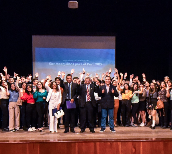 Primeros puestos de San Marcos cumplieron estancia académica en la UNAM