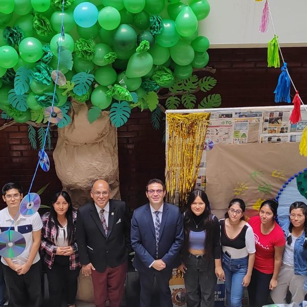 Con éxito se realizó la Feria de exposición de productos ecoamigables