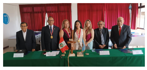 Felicitaciones a la flamante licenciada en administración María Fernanda Agurto Chinchay