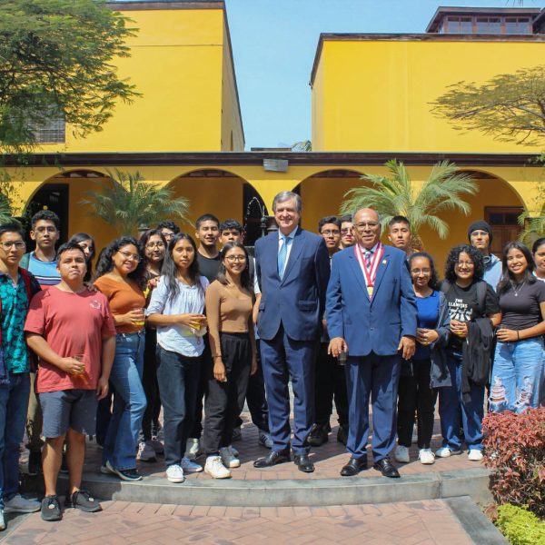 Estudiantes de Marítima Portuaria participaron en conferencia: “Proyección del Perú hacia el Asia-Pacífico”
