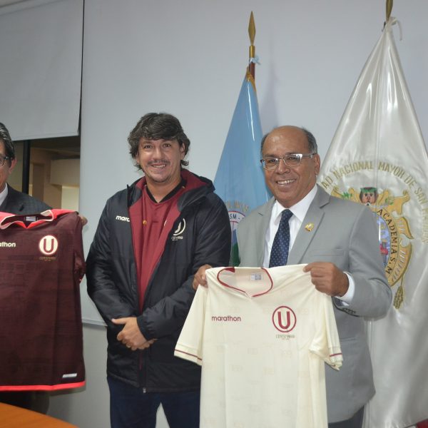 Universitario de Deportes y la UNMSM: Fortalecen lazos en su Centenario