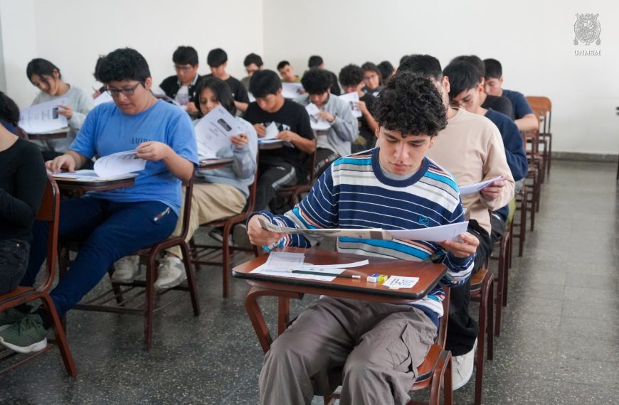 Estadísticas de estudiantes de pregrado matriculados en el 2023 y 2024