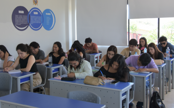 Estudiantes de San Marcos ganan la Beca Permanencia del Pronabec para culminar su formación universitaria