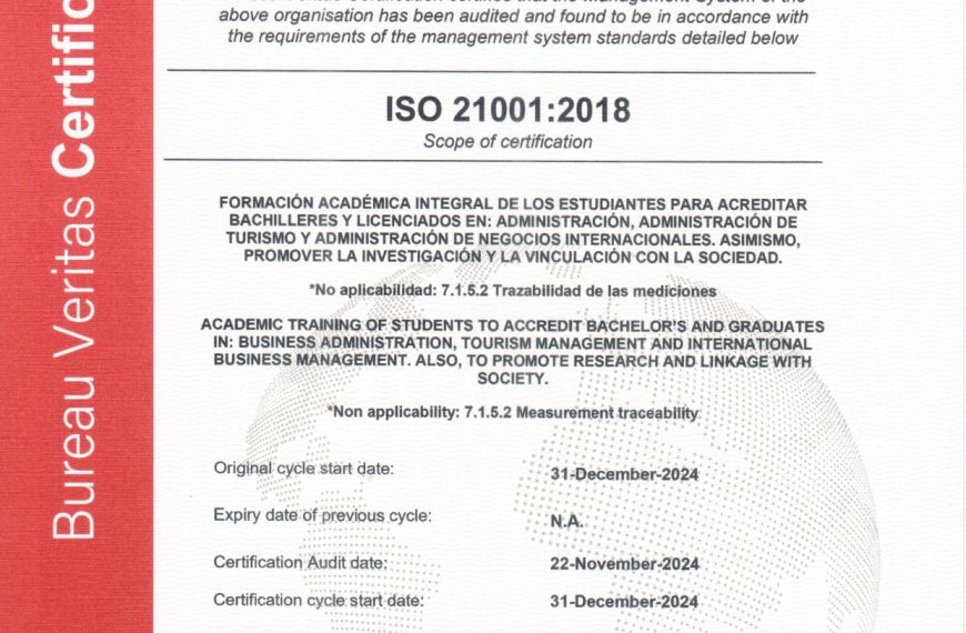 La Facultad de Ciencias Administrativas recibe la certificación ISO 21001:2018 que avala su excelencia educativa