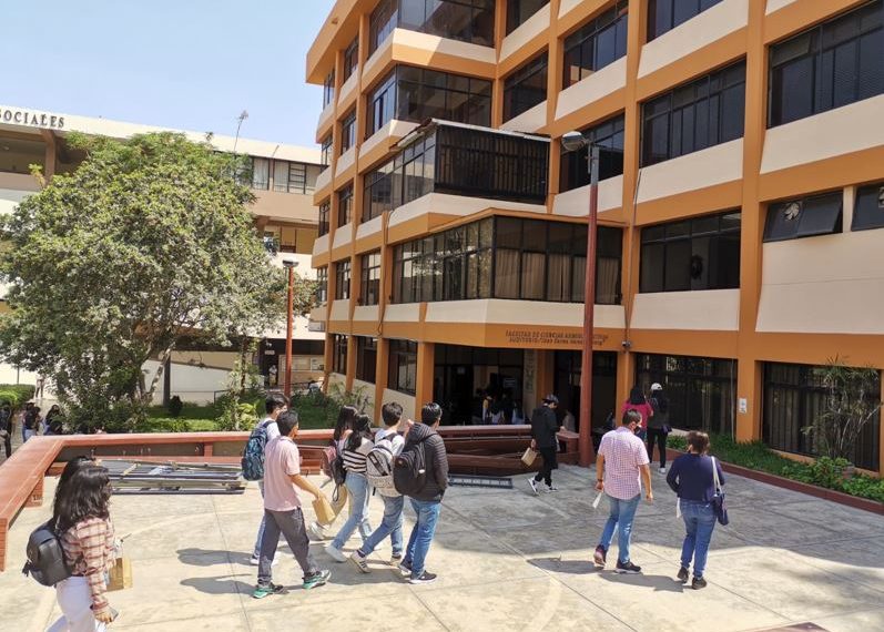 Número de ingresantes, matriculados y egresados por escuela profesional de pregrado para los periodos 2022-II, 2023-I y 2023-II
