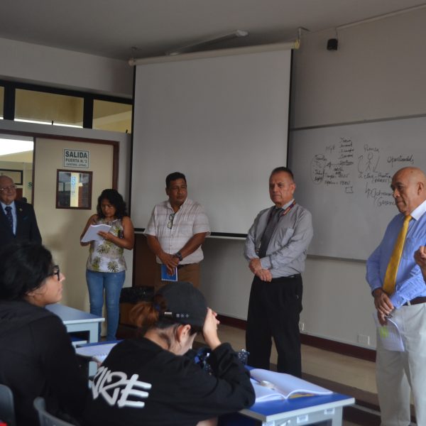 Autoridades de la FCA dan la bienvenida a los estudiantes del semestre 2025-I