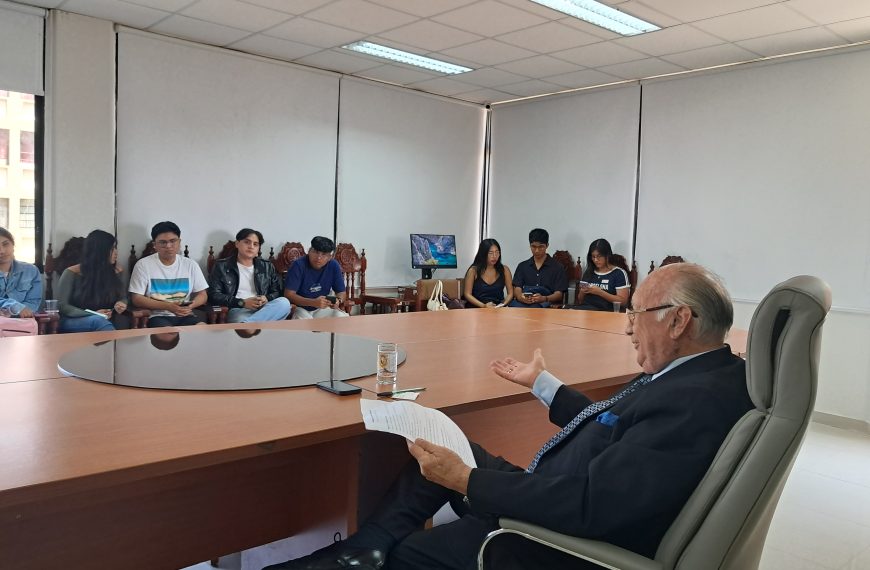 Primera reunión del decano de la FCA con los delegados estudiantiles