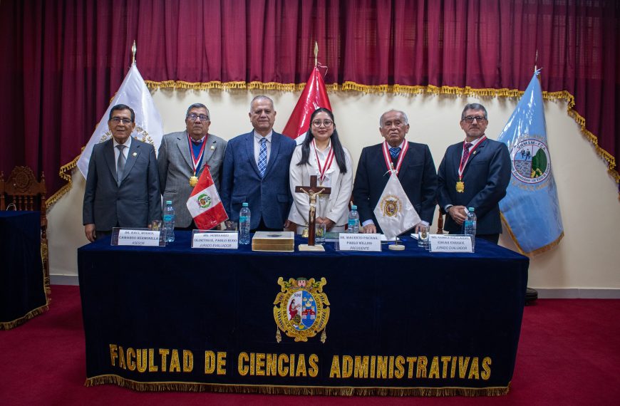 ¡Felicidades! María Felix Timaná Gonzáles! Licenciada en Negocios Internacionales