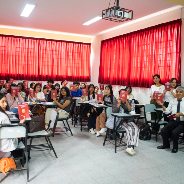 Estudiantes de la sección Chilca participan en charla de prevención contra el hostigamiento sexual universitario