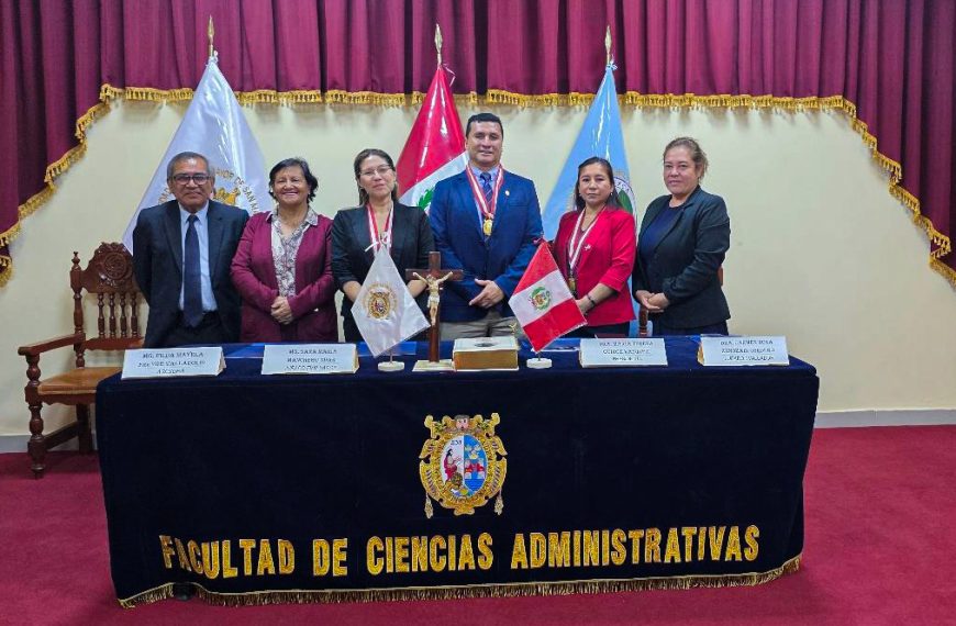 ¡Felicitaciones a nuestro nuevo Licenciado en Administración!