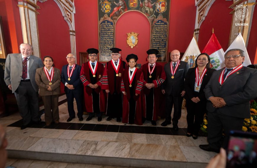 Decano (e) de la FCA participó en ceremonia de otorgamiento del Doctor Honoris Causa al Dr. Allan R. Brewer-Carías